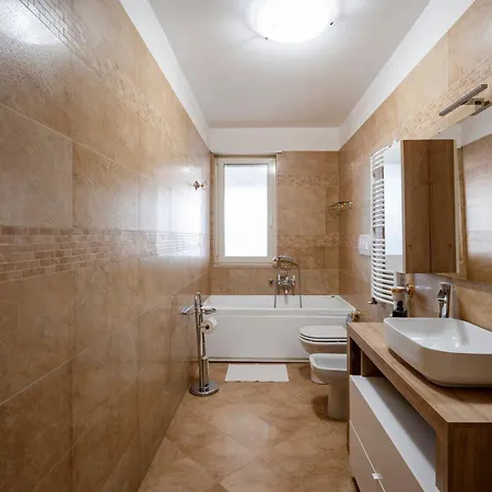 Rosato 60-terrazza Sul Mare * Bari