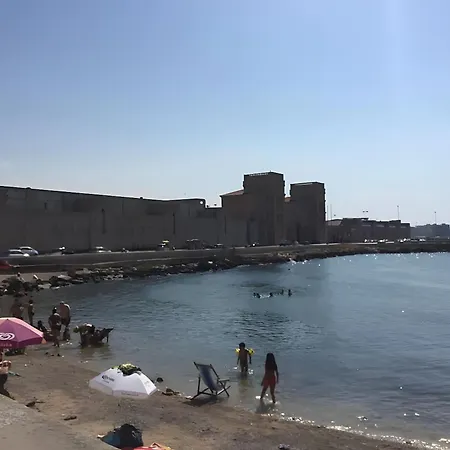 Rosato 60-terrazza Sul Mare アパート *